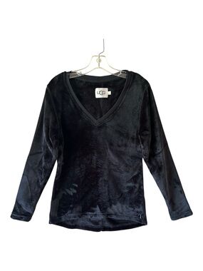 UGG Black Plush V-Neck Long Sleeve Pullover